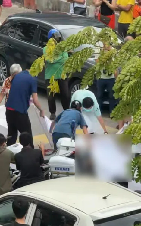隆市旧古仔路惨剧!26岁华裔女子被拖行10米身亡,父亲怒喊Rapid KL:给我女儿一个交代!