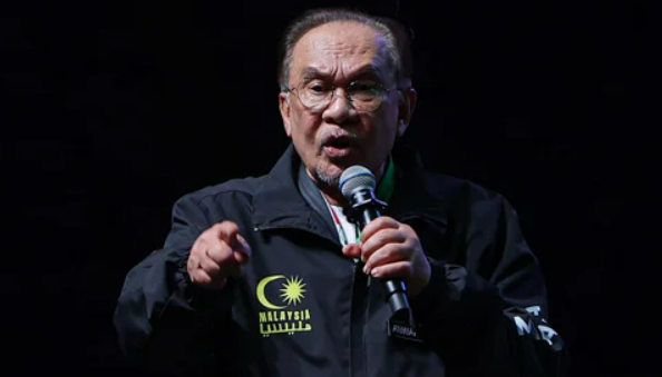 加萨“声援大集会”万人高歌！安华：别骂志工，土耳其帮带回9人，特朗普来东盟谈和平？