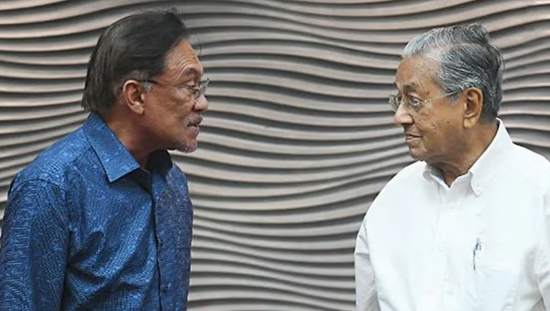 马哈迪怒告安华诽谤!索赔1.5亿+要求道歉,莎阿南法庭对决火药味浓!