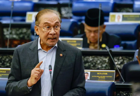 RON95补贴暴增800公升，安华：跑5000公里都够！机场德士+外籍配偶也有戏